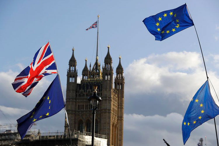 Johnson busca votación en Parlamento sobre plan de Brexit