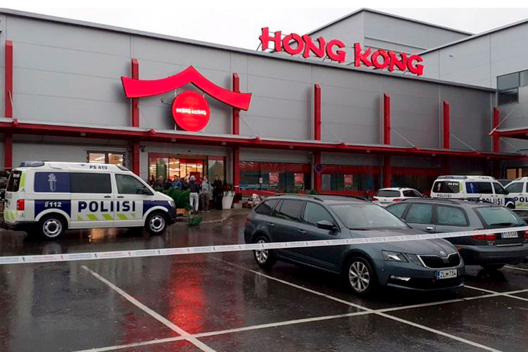 Hombre ataca con cuchillo a personas en Finlandia; mata a 1