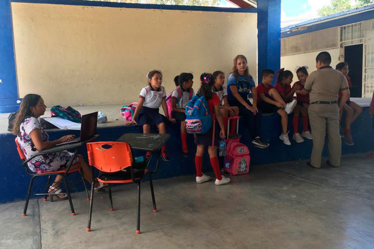 Saque chamarra viene frío el fin de semana