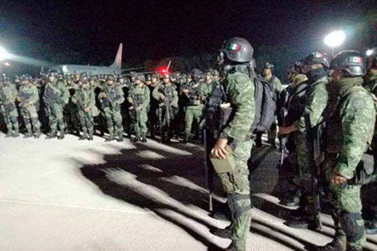 Llegan a la capital de Sinaloa 230 militares de fuerzas especiales