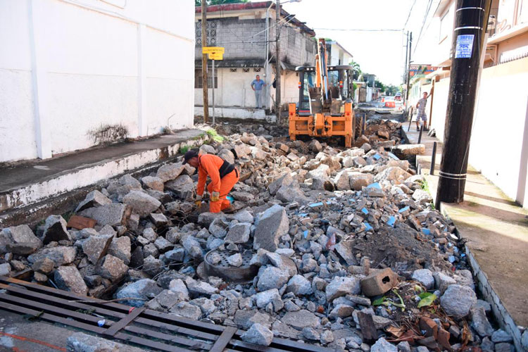 Intensifica Chucho Nader Programa de Pavimentación