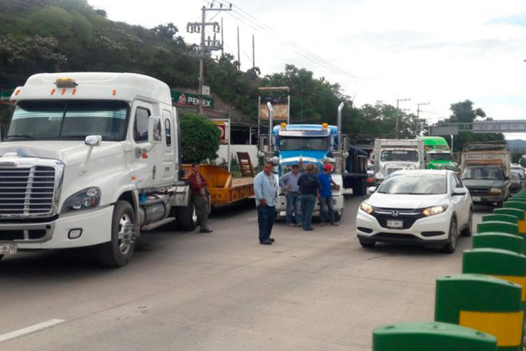 Cierres parciales y marchas de transportistas