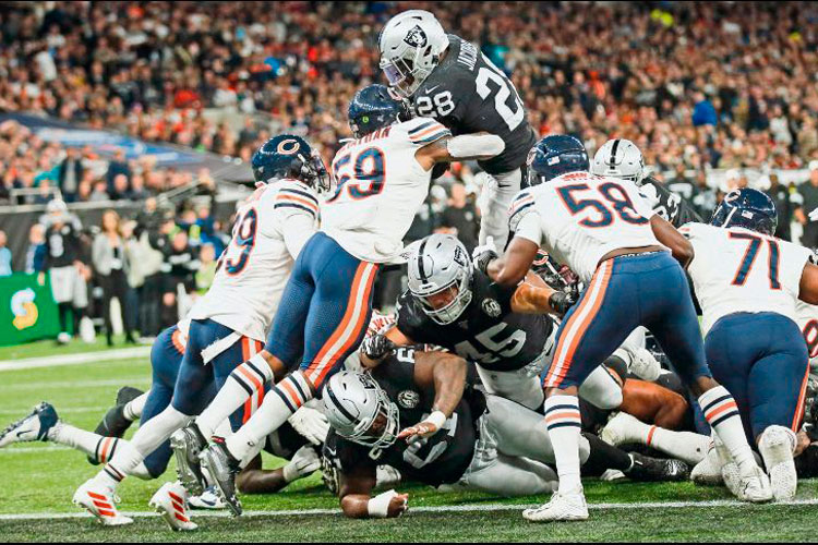 Raiders se imponen a Chicago en la jornada dominical