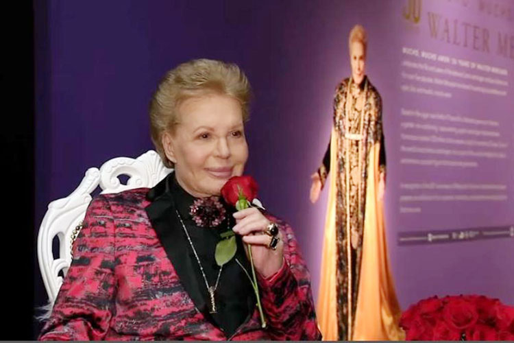 El astrólogo Walter Mercado muere en Puerto Rico