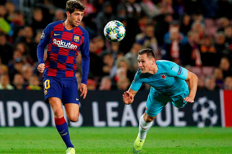 El Barcelona sigue dormido; deslucido empate