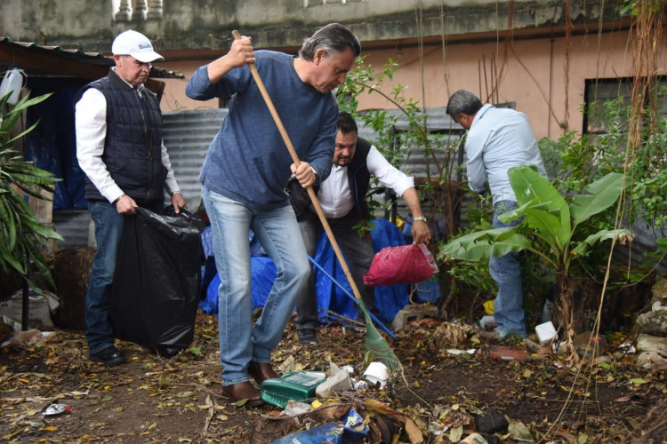Con la Participación de Todos; Tampico Brilla: Chucho Nader