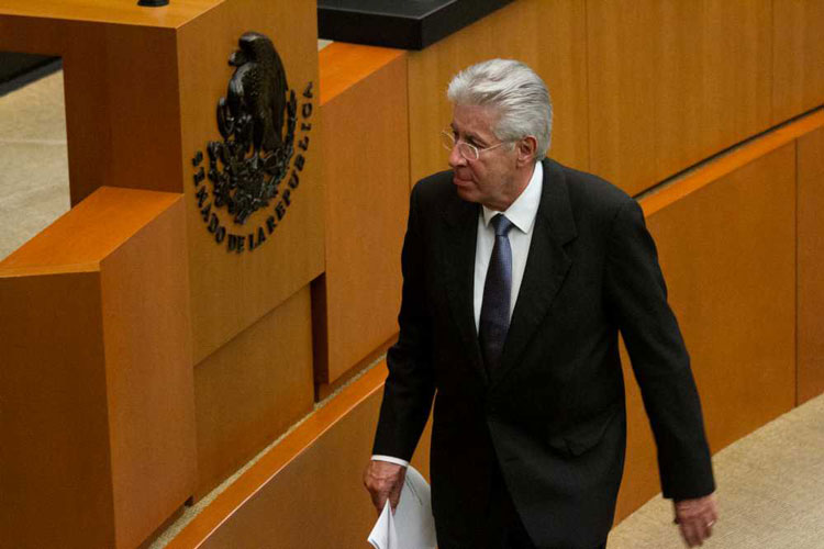 Investigan a Gerardo Ruiz Esparza por corrupción