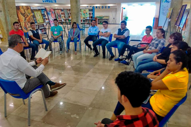 Promueve periodista local actividades de lectura entre los jóvenes de Tamaulipas