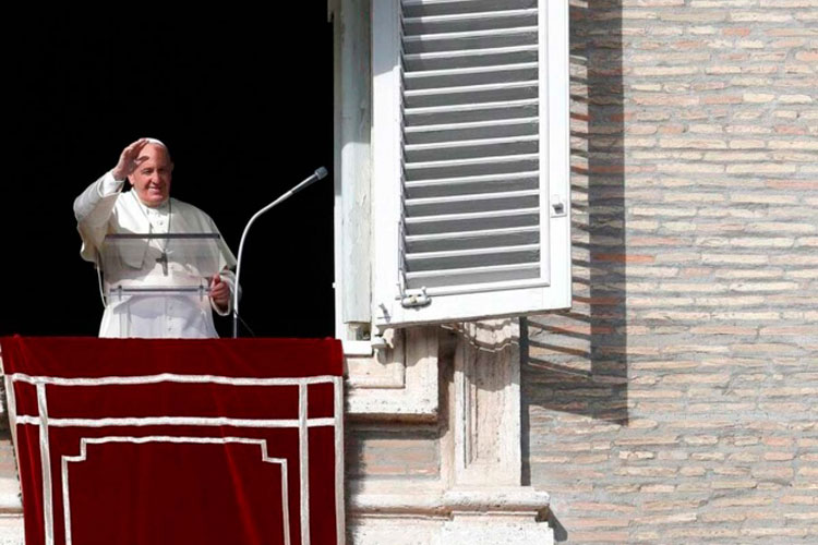 Papa Francisco pide paciencia a bolivianos tras elección