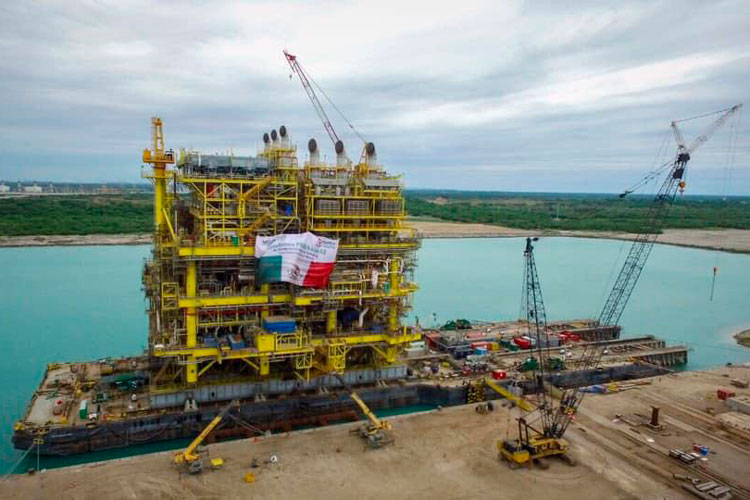 Pemex minimiza saqueo en plataformas marítimas