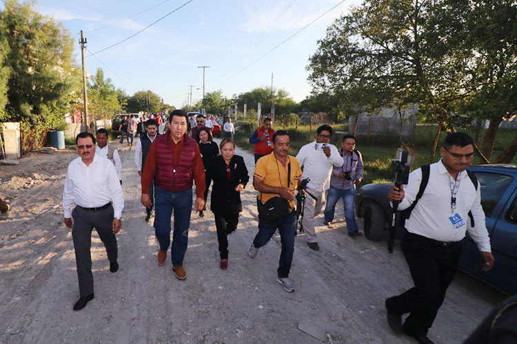 Visitan más de 80 mil personas panteones de Reynosa