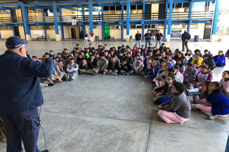Capacitan a alumnos de Reynosa para saber actuar en situaciones de riesgo