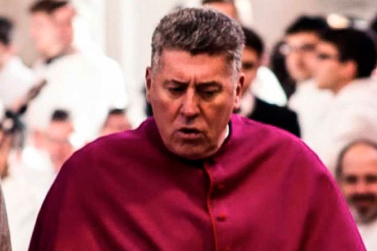 Hallan muerto a sacerdote acusado de pederastia en Argentina