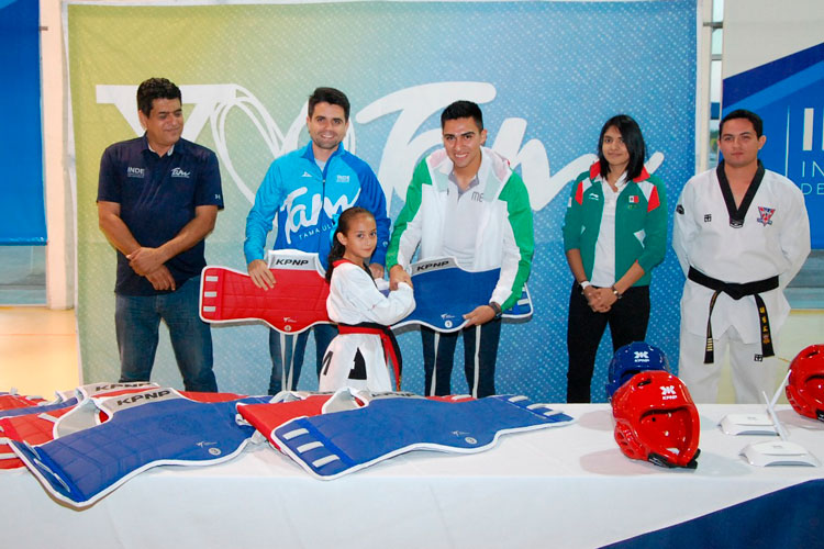 Invierte Gobierno de Tamaulipas en material para taekwondo