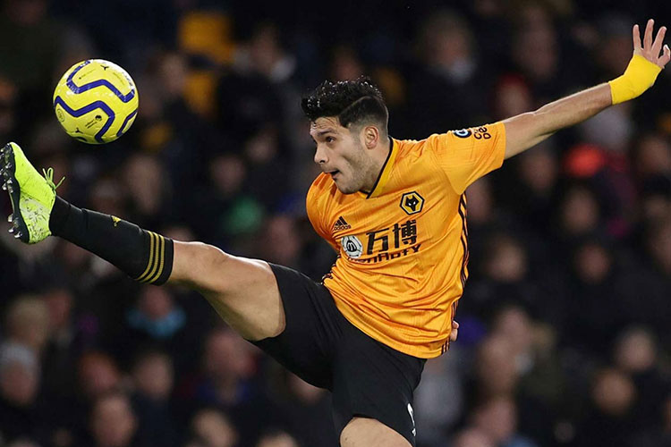 Raúl Jiménez se va en blanco en empate del Wolverhampton
