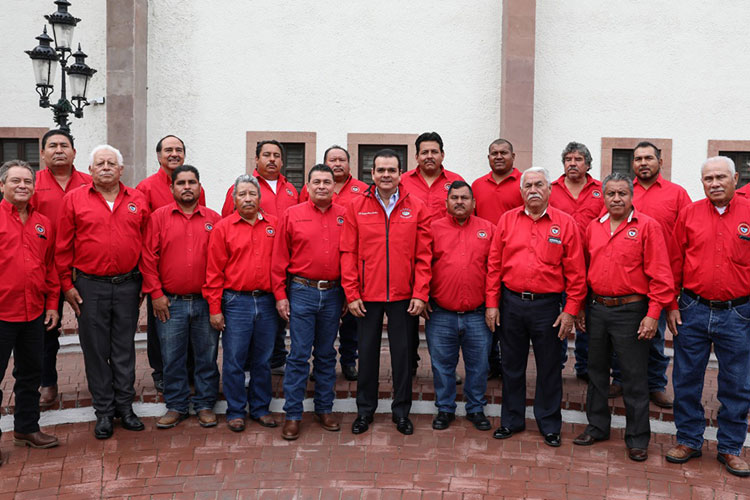Reiteran Rivas y dirigentes sindicales trabajo en equipo