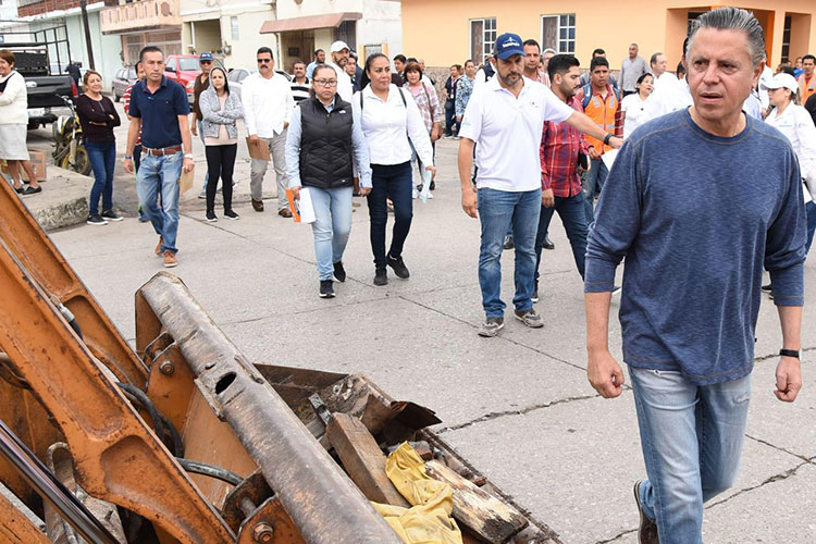 Beneficia a cientos de familias nueva jornada “Diciendo y Haciendo”