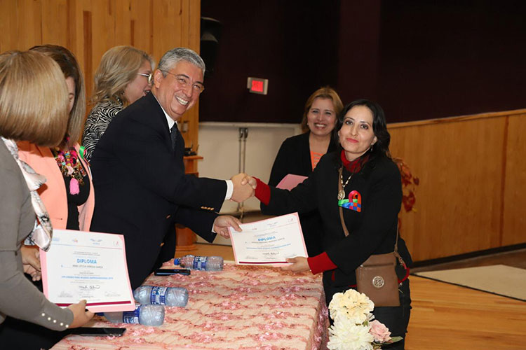 Gradúa Gobierno de Reynosa mujeres empresarias
