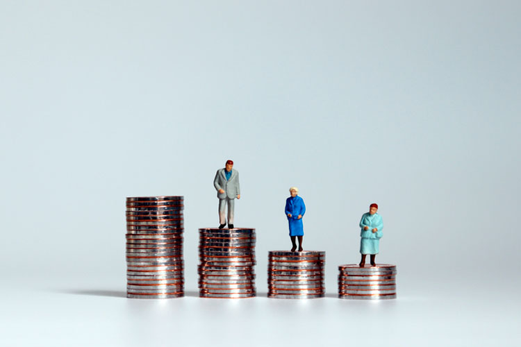 Seis mexicanos, con más riqueza que 50% de la población