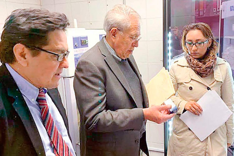 Implican en desabasto a director de hospital