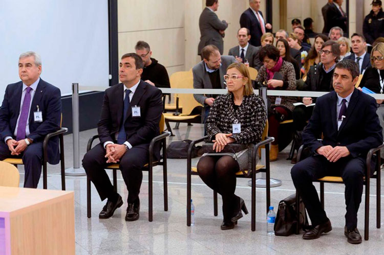 Inicia en España juicio a cúpula de policía catalana