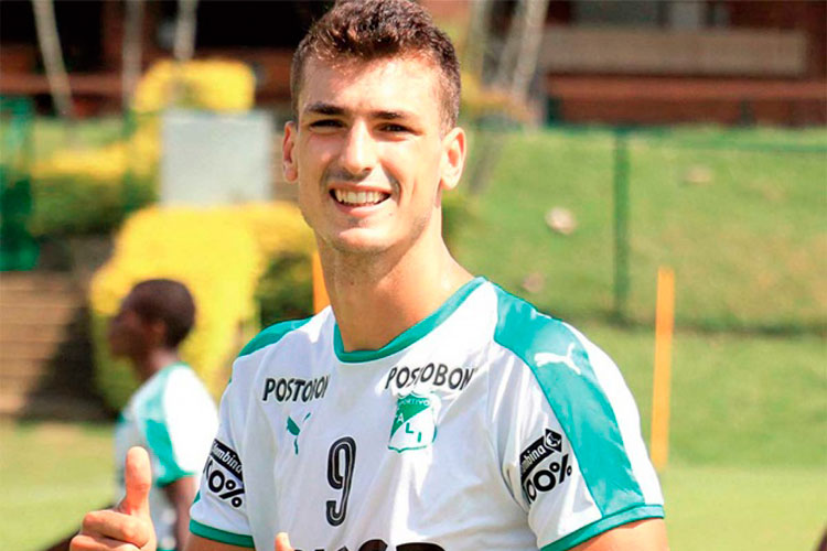 Dinenno se vestirá de azul y oro