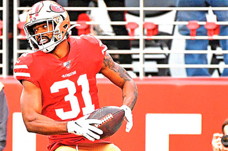 El largo camino de Mostert para destacar en la NFL