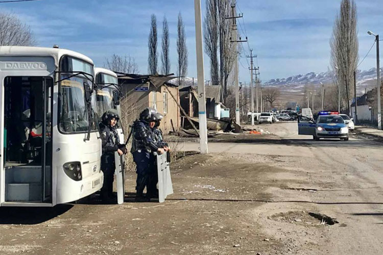 Disturbios en Kazajistán dejan 8 muertos y 40 heridos