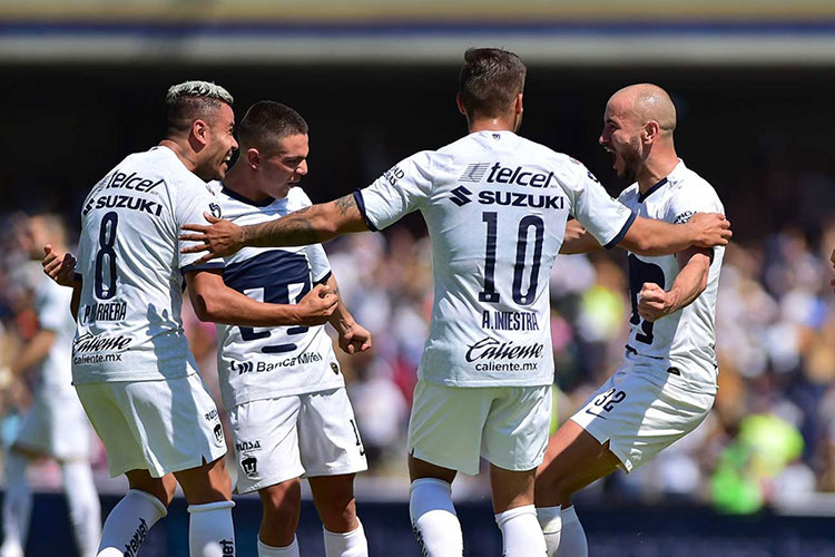 Pumas luce arrollador en casa
