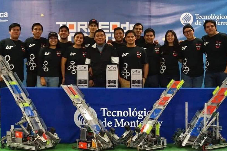 UT Altamira destacada en el Torneo Prenacional de Robótica VEX