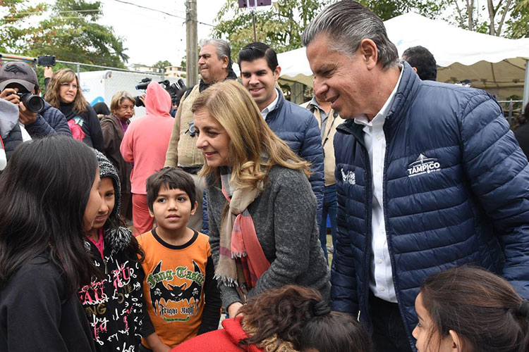 Llevan Chucho Nader y Aída Féres, Servicios de Salud y Bienestar Social a Zonas Prioritarias