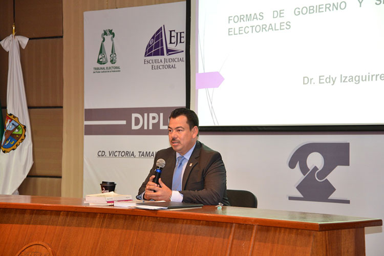 Logra Diplomado Electoral formación integral