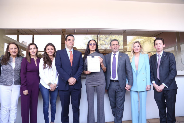 PES presenta ante el INE solicitud de registro