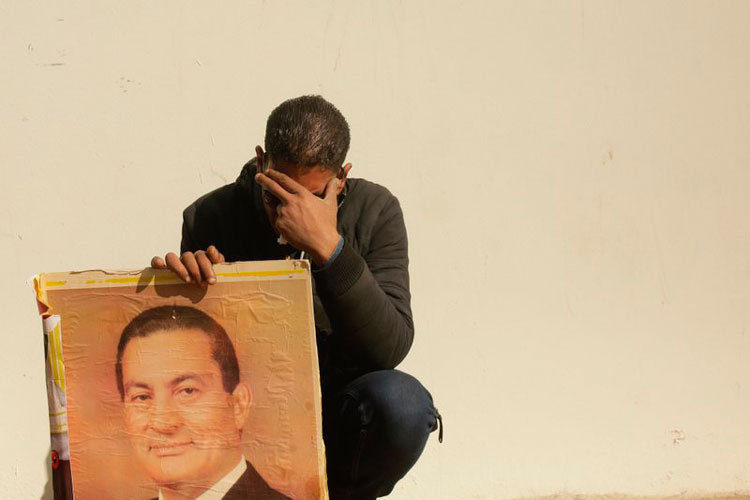 Egipto celebra un funeral militar para Mubarak