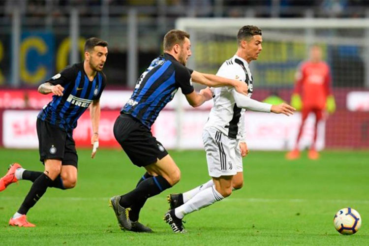 Juventus vs Inter podría jugarse a puerta cerrada