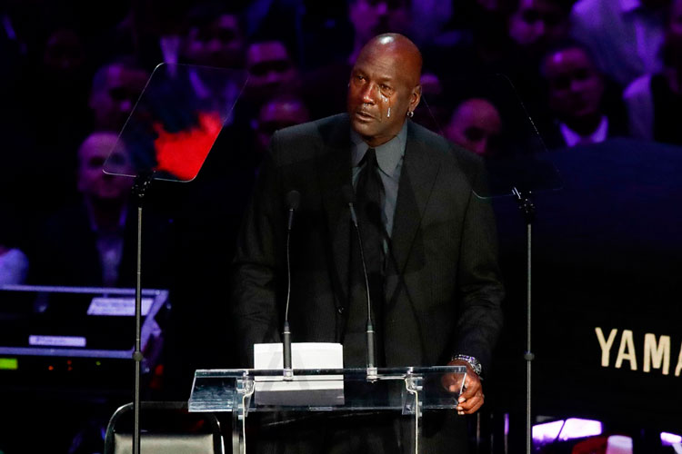 Con Kobe murió una parte de mí, dice entre lágrimas Jordan