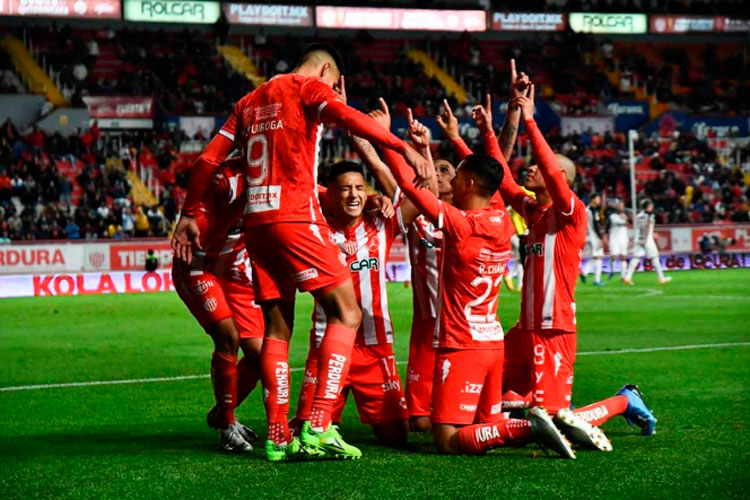Necaxa rescata punto agónico ante Rayados