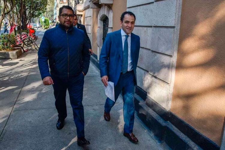 Finanzas públicas resistirán shock petrolero y depreciación: Herrera