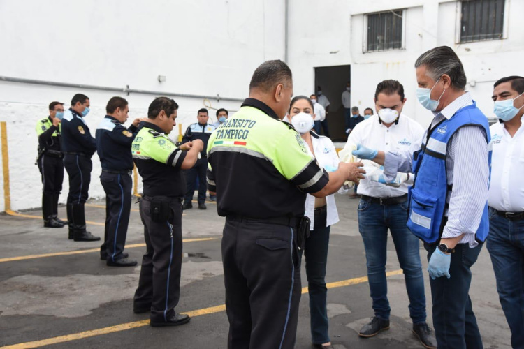Salen Tránsitos de Tampico a dar recomendaciones contra Covid19