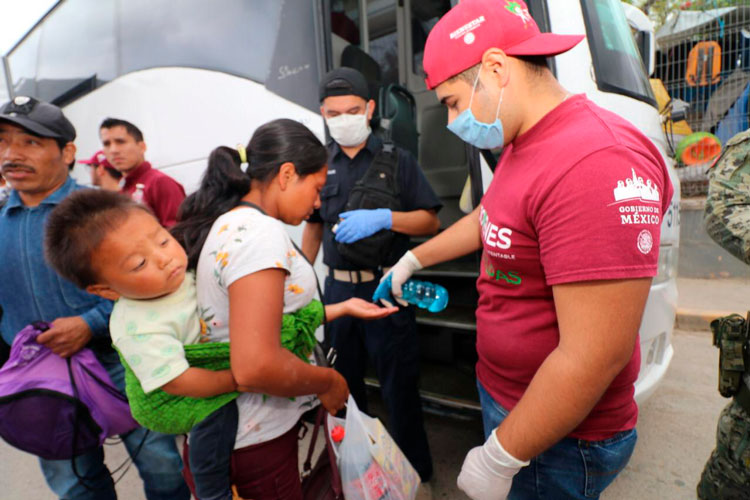 EU niega visas y retornan a connacionales de Chiapas y Guerrero