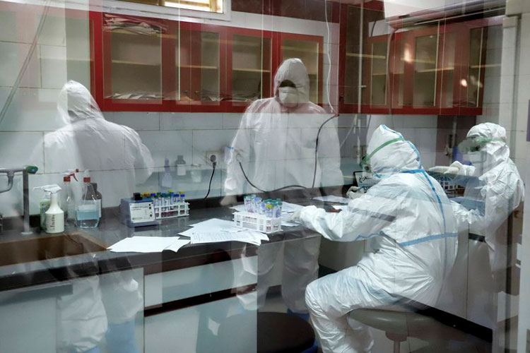 Irán pide ayuda al FMI para combatir brote de coronavirus