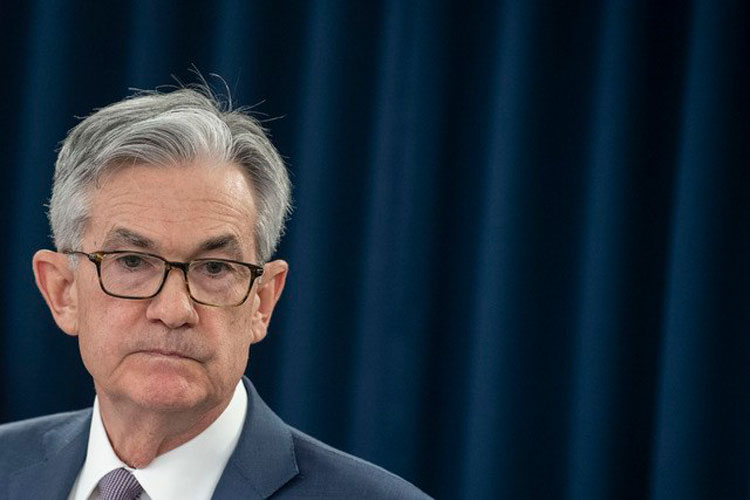 La Fed, “patética y lenta”; debería bajar sus tasas: Trump