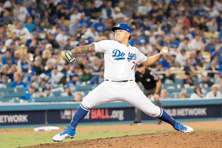 Julio Urías listo para abrir con los Dodgers