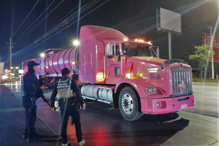 Recuperan tracto camión en Reynosa con Huachicol