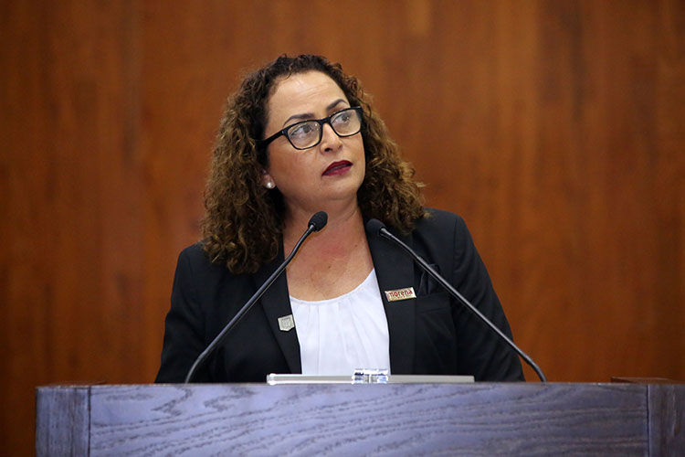 Ley del IPSSET discrimina a hombres: PRI