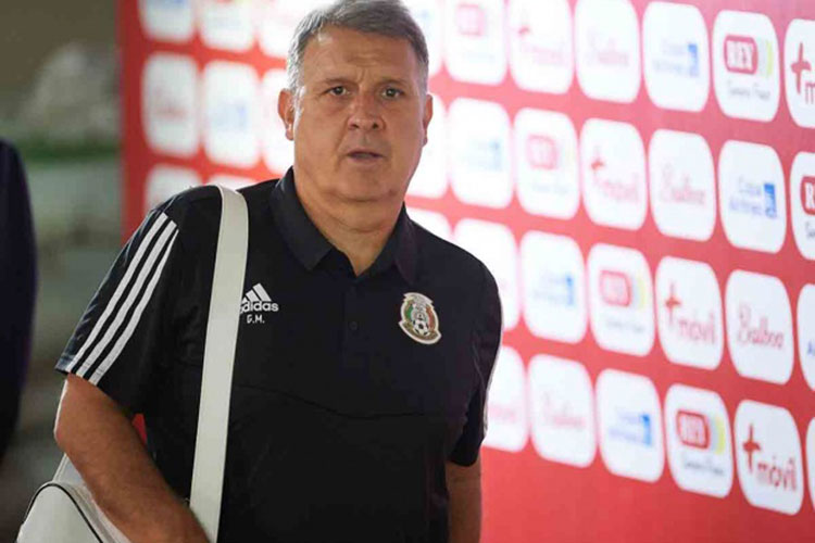 ‘Tata’ Martino lanza convocatoria extraordinaria