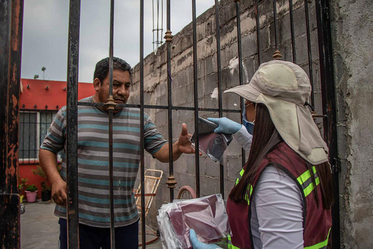 Entrega Gobierno de Matamoros 35 mil cubrebocas