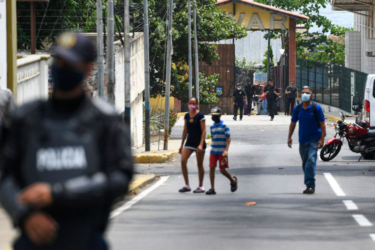 Venezuela dice que frustra intento de ataque marítimo