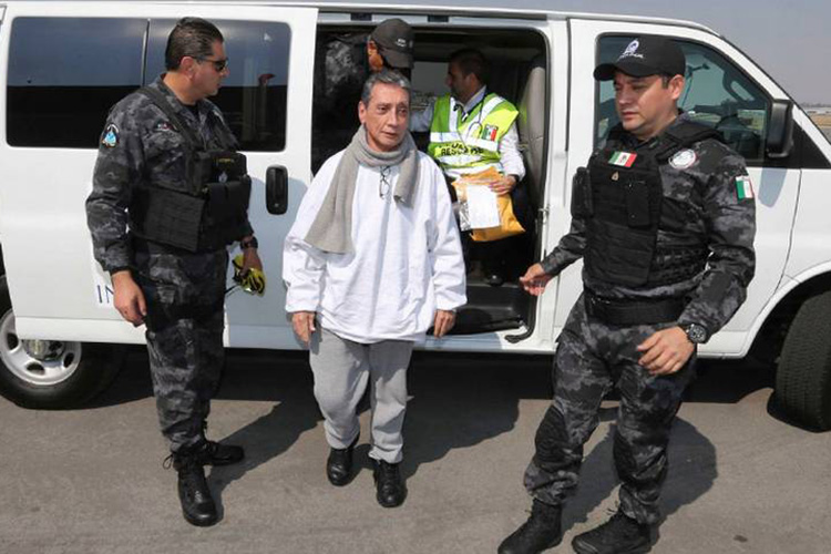 AMLO insiste con el BOA: “No se escondan, es legítimo ser opositor”