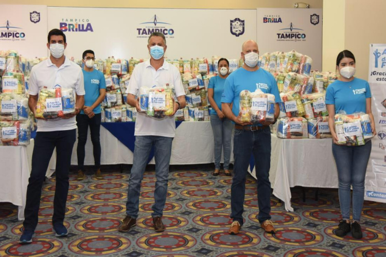 Recibe Chucho Nader Importante Donativo Alimentario de Grupo FRANSUN